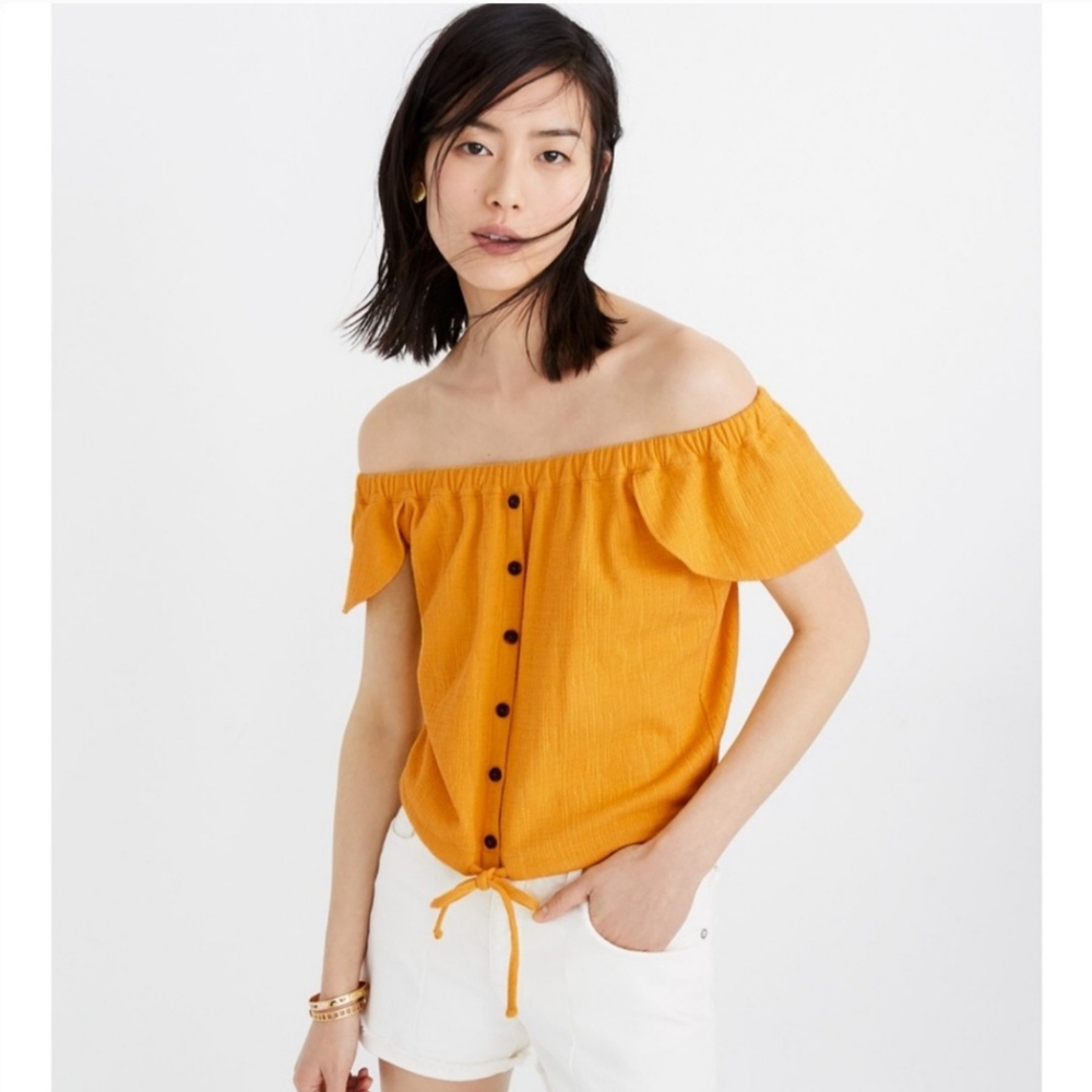 Madewell Texture & Thread Off The-Shoulder Top in golden yellow. Size M